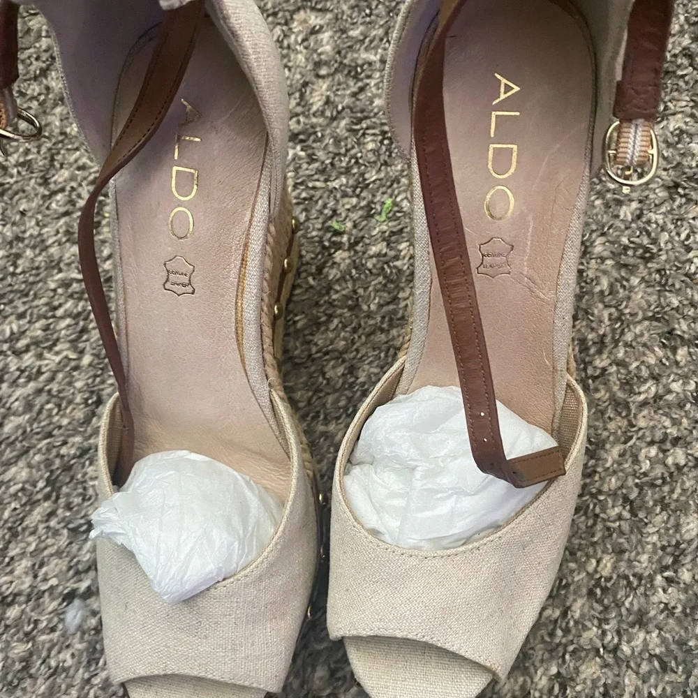 Aldo - Picture 2 of 14